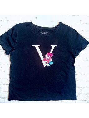 NWOT Women’s Small Victoria's Secret V-Logo Floral Print Graphic Sleep TShirt